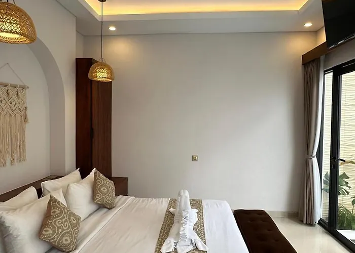 Maithala & Living Hotel *